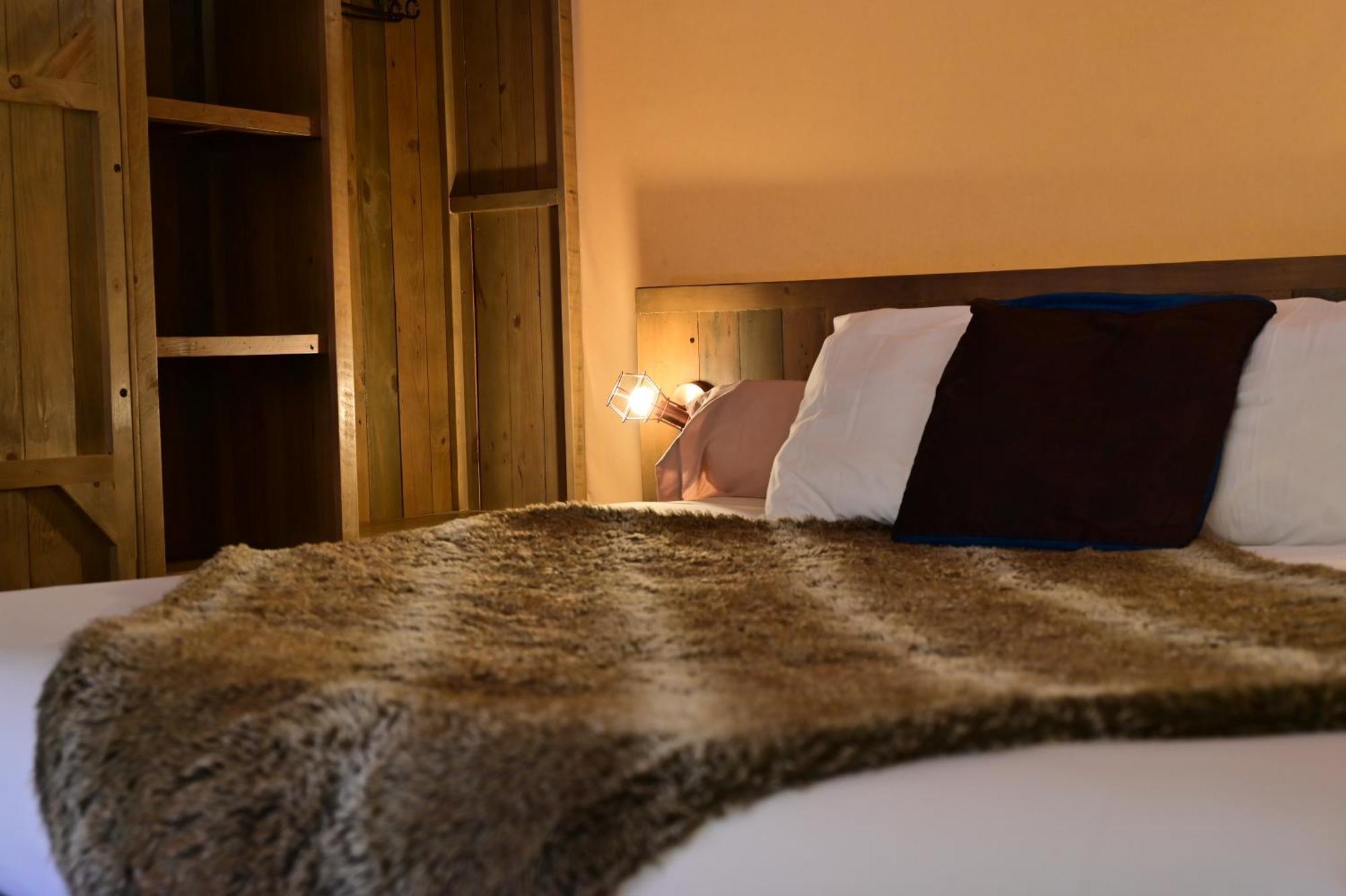Prehistoric - Adult Only Hotel